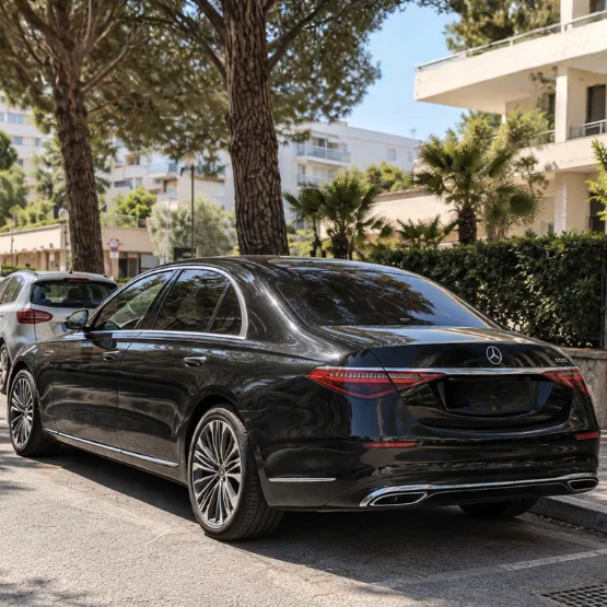 chauffeur vtc frejus vehicule haut de gamme mercedes